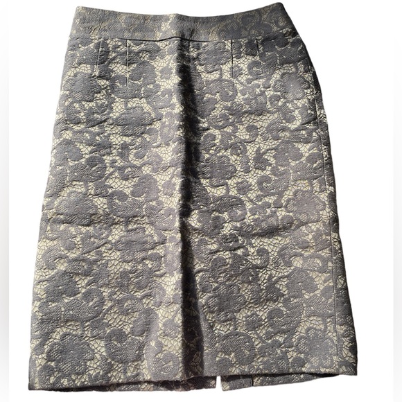 Banana Republic pencil skirt - Picture 1 of 8